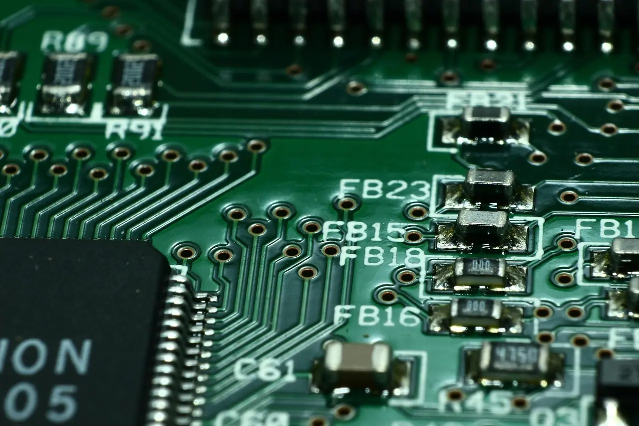 Photograph: printed circuit board, print plate, via