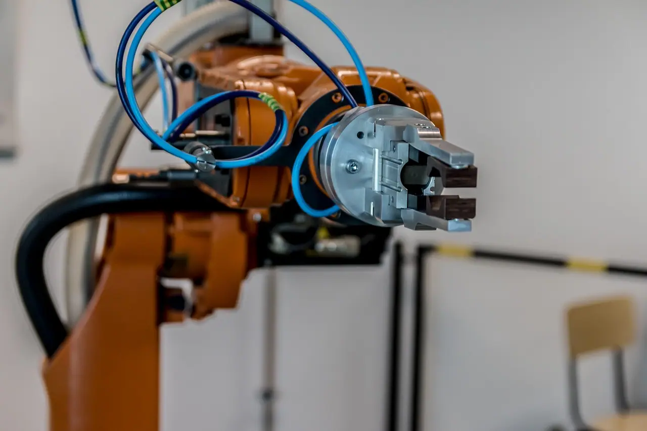 Photograph: robot, arm, technology