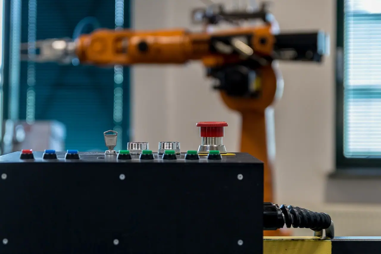 Photograph: robot, arm, technology
