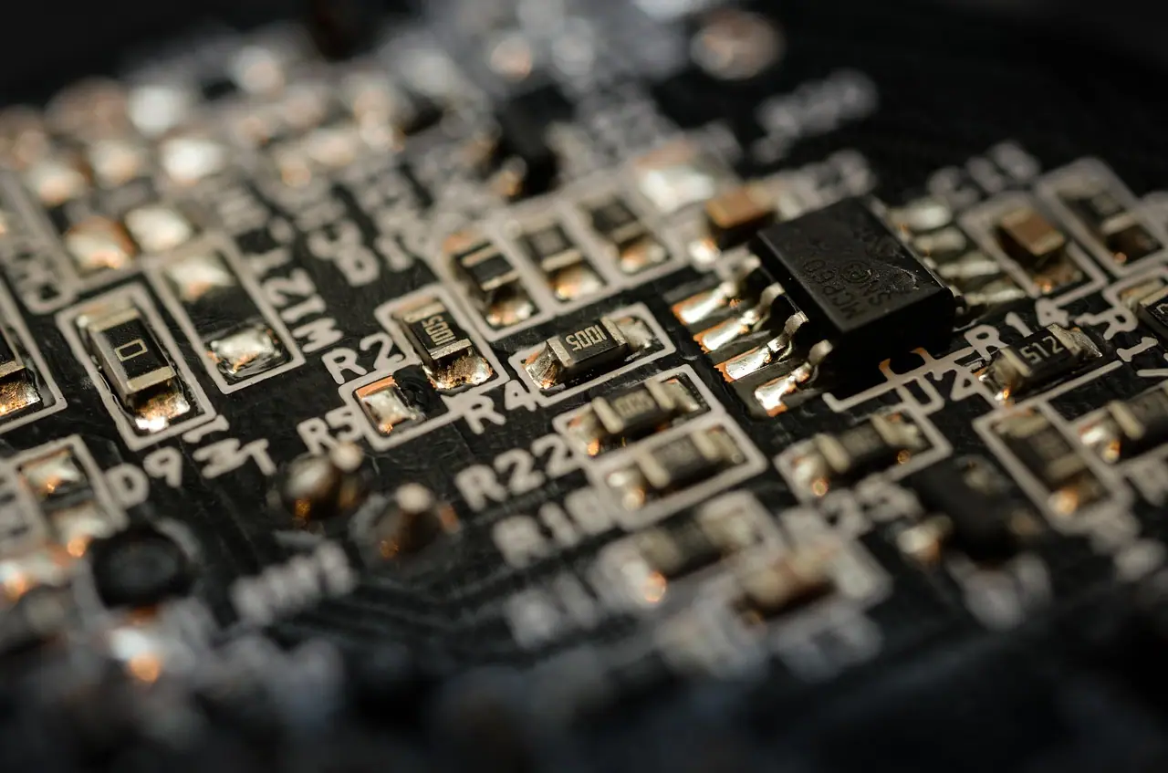 Photograph: circuits, electrictiy, tech