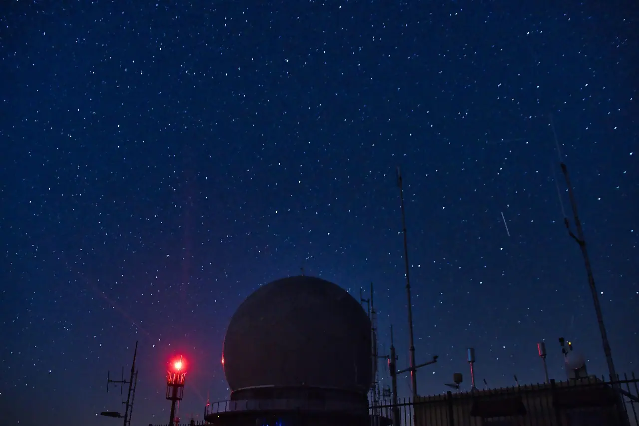 Photograph: sky, astronomy, night