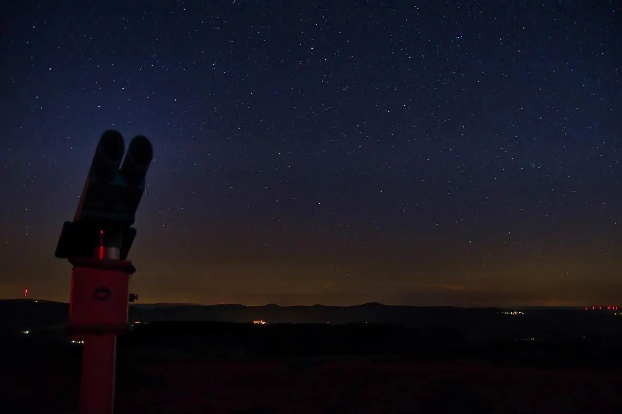 Photograph: sky, astronomy, night