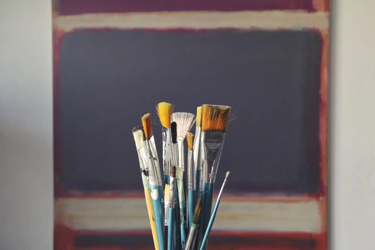 Photograph: brushes, art, paint