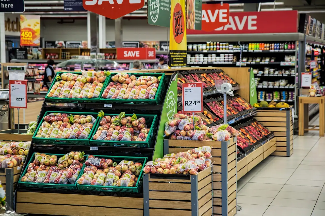 Photograph: grocery, shopping, supermarket