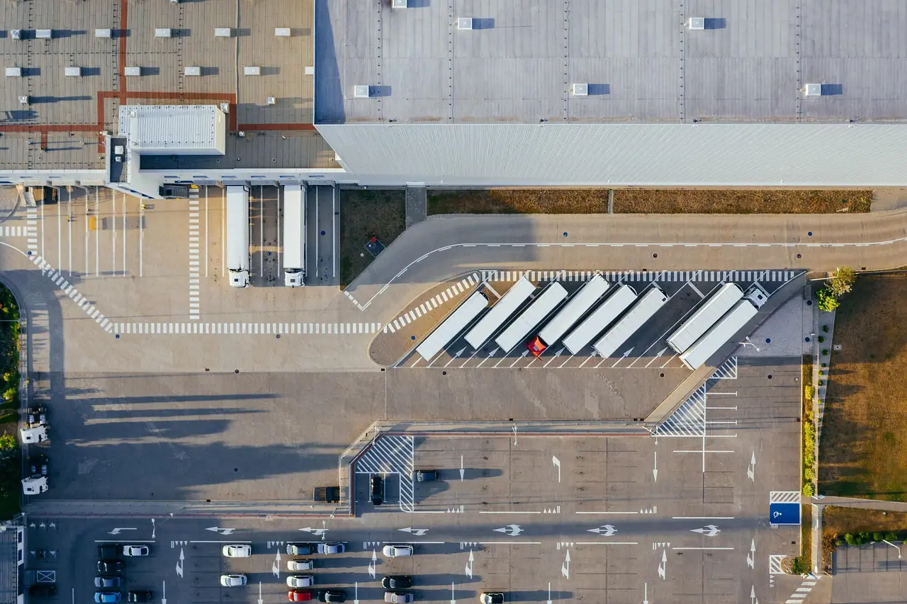 Photograph: production, facility, logistic