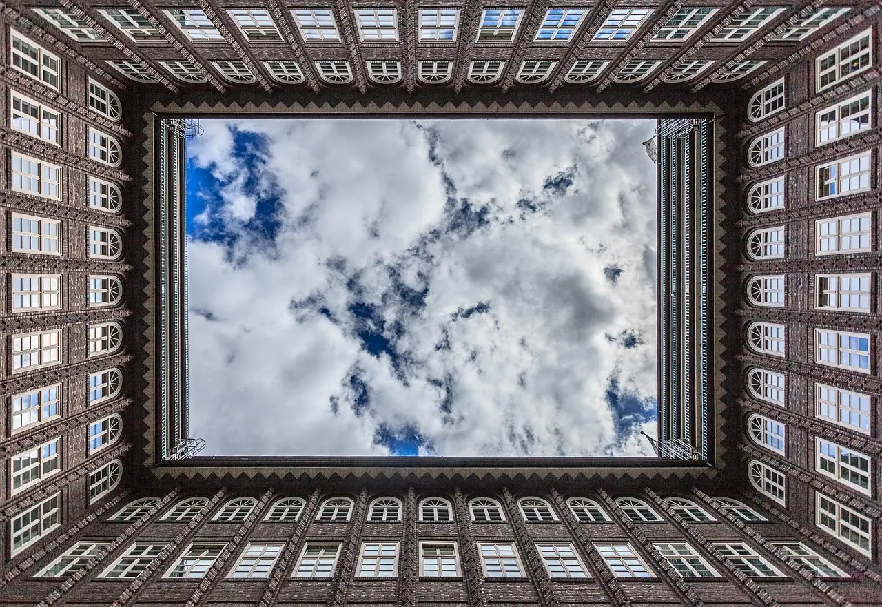 Photograph: chilehaus, building, clouds