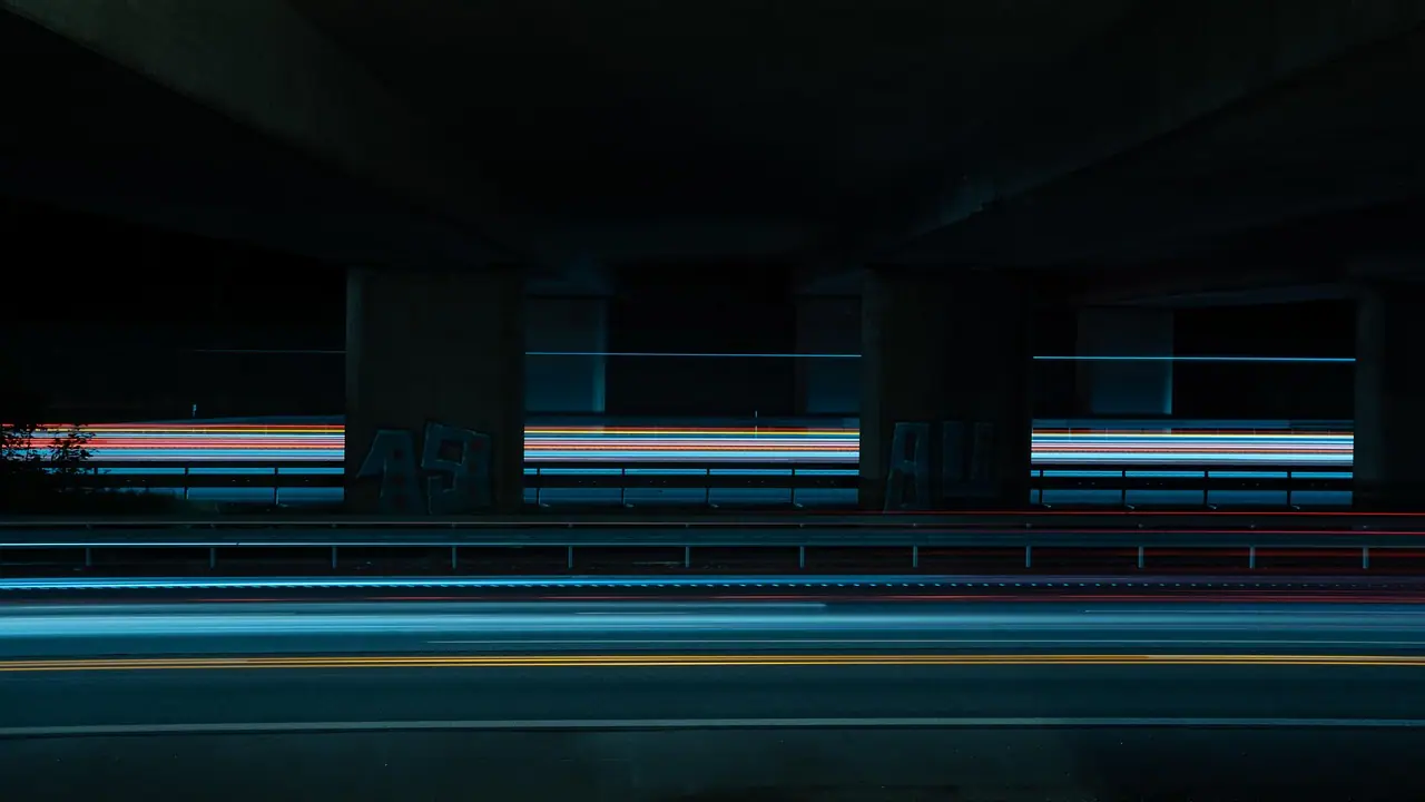 Photograph: long exposure, light trails, car