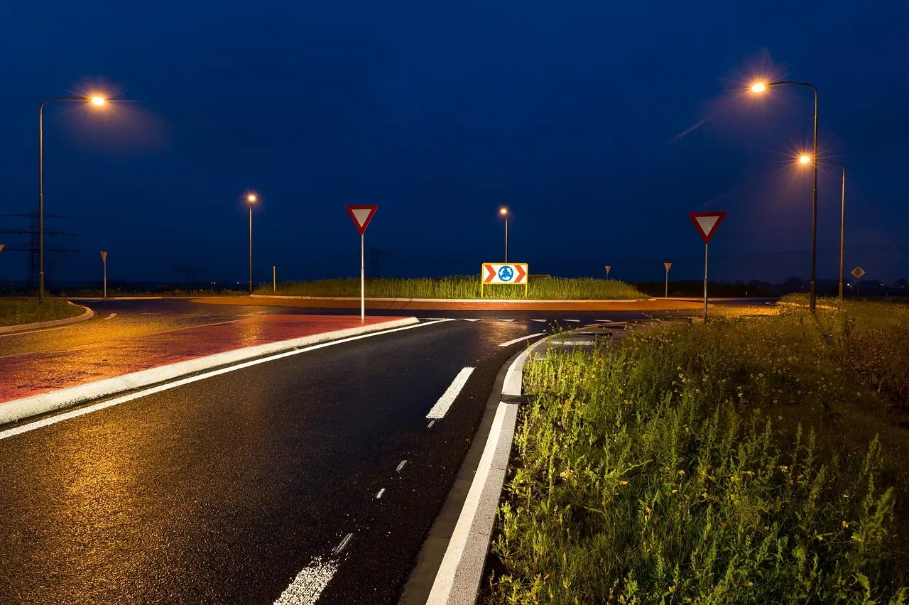 Photograph: away, reflective tapes, polycivilian