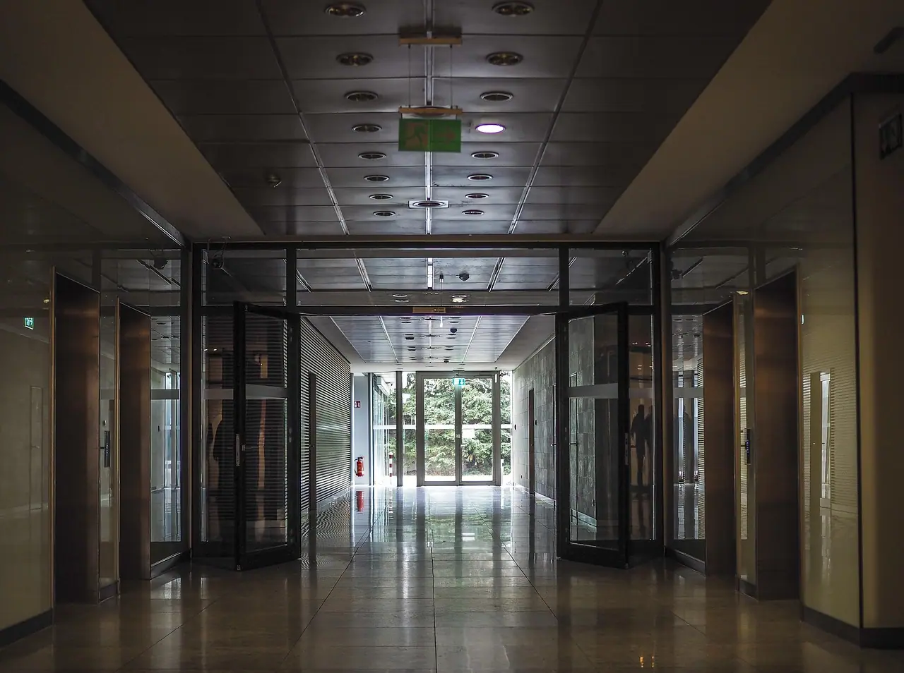 Photograph: architecture, corridor, hallway