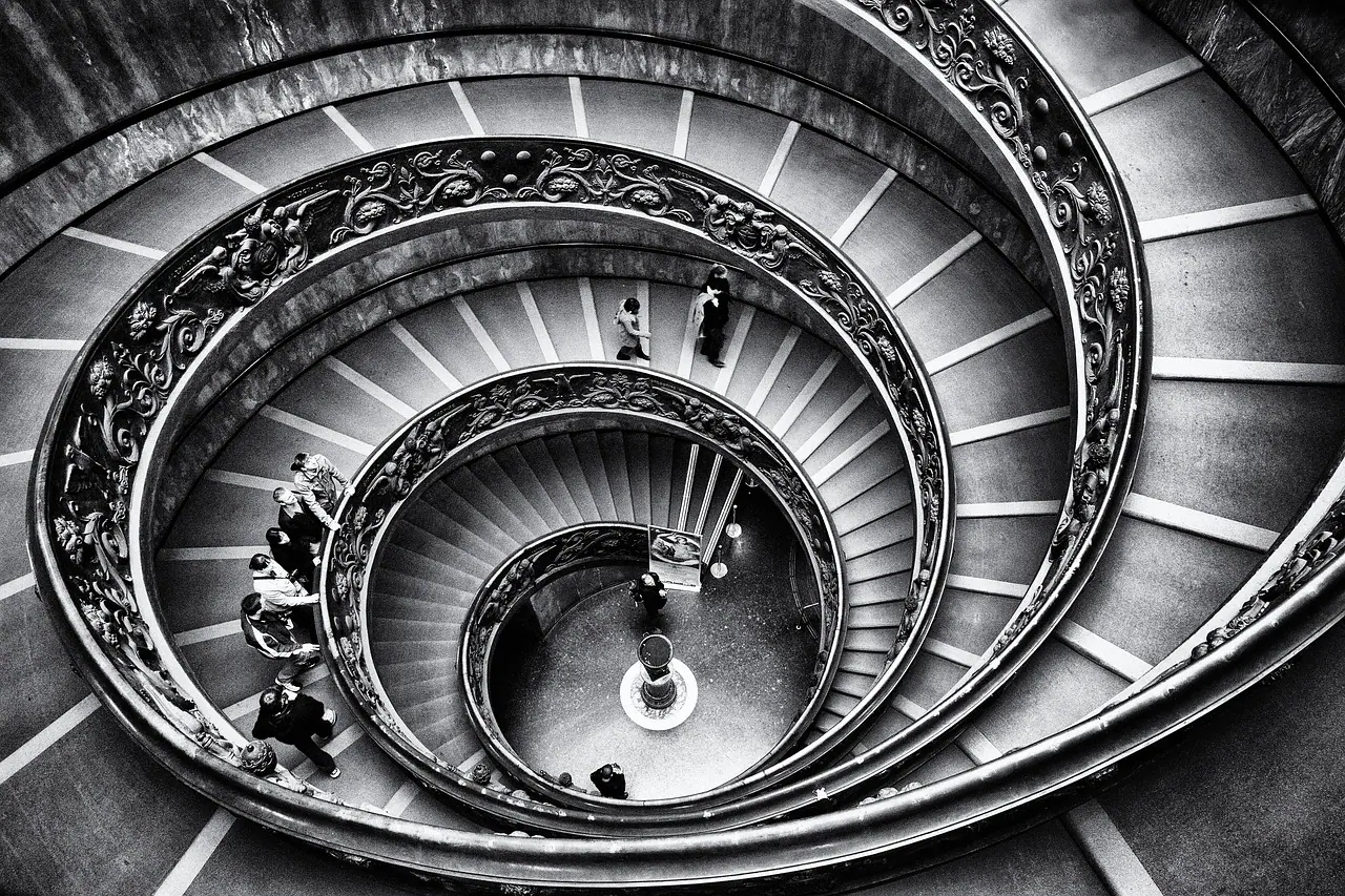 Photograph: stairway, spiral, monochrome